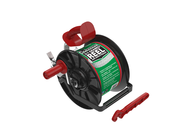 3:1 Black Hawk Geared Reel with 200m Polytape with guard